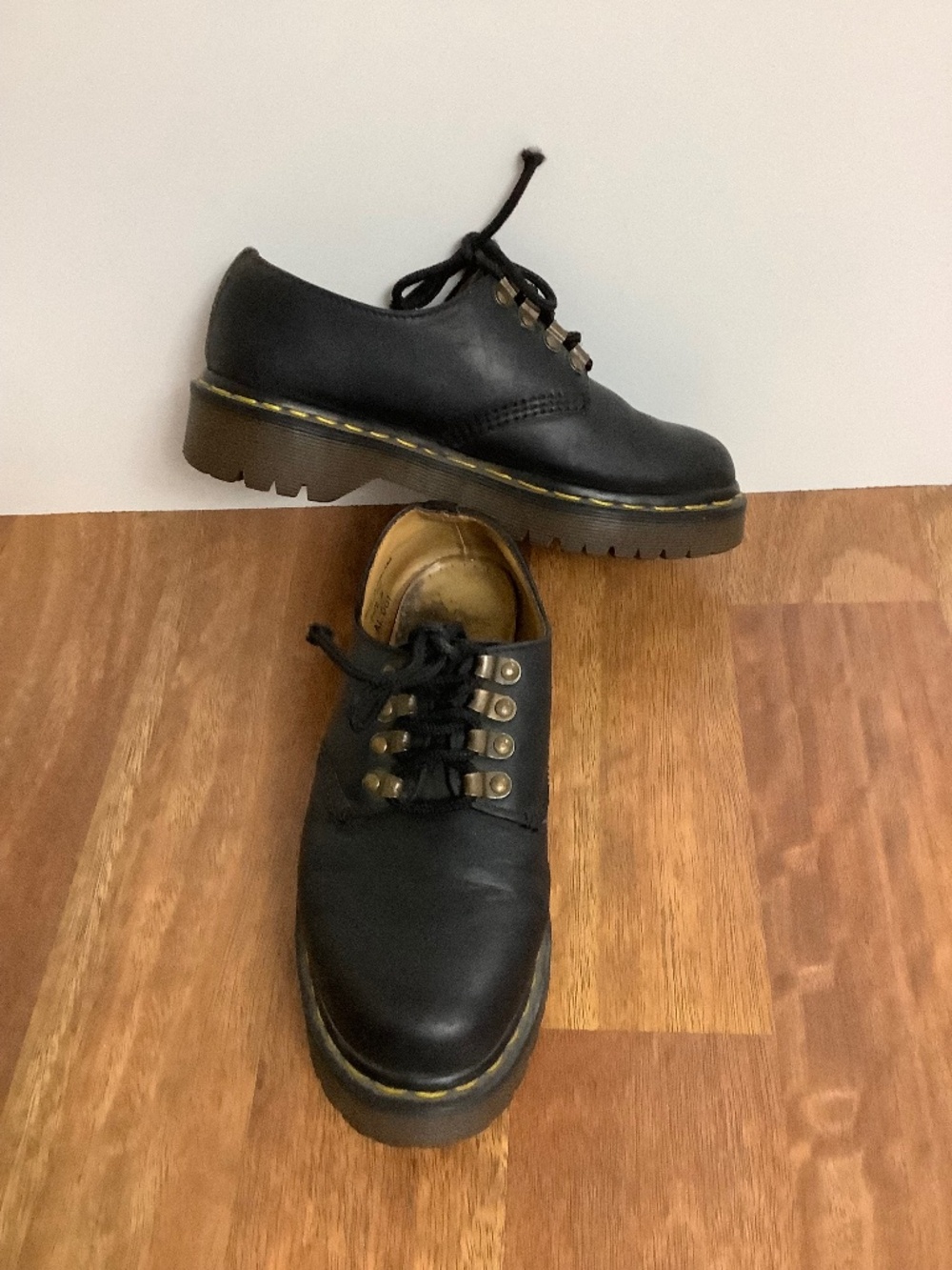 Vintage Dr Martens England Oxfords so 5 ( fit women’s 7.5/8)